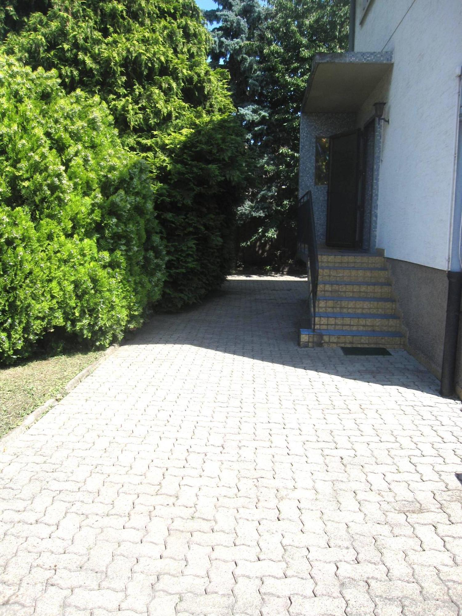 Ducs D'Alsace Villa Strasbourg Exterior photo